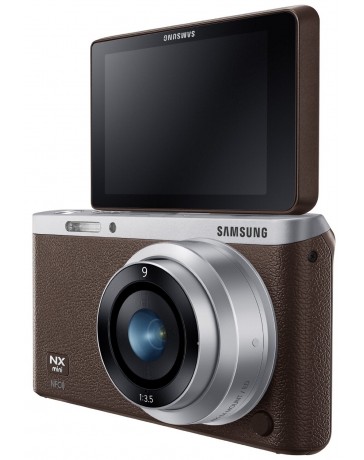 Samsung NX Mini 20.5MP CMOS Smart WiFi & NFC - Envío Gratuito