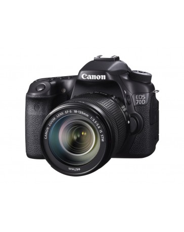 Canon EOS 70D 20.2 MP Digital SLR Camera with Dual Pixel CMOS AF and EF-S 18-135mm F3.5-5.6 IS STM Kit - Envío Gratuito