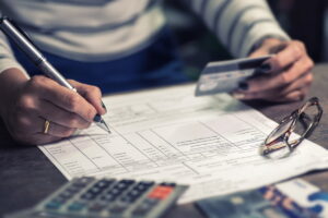 Cuáles son los requisitos para un préstamo personal en Caja Popular Mexicana 5 cliente atendido en sucursal bancaria mexicana