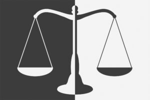 simbolos legales dividiendo persona fisica y moral