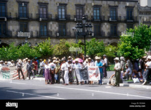sindicalistas mexicanos en protesta pacifica